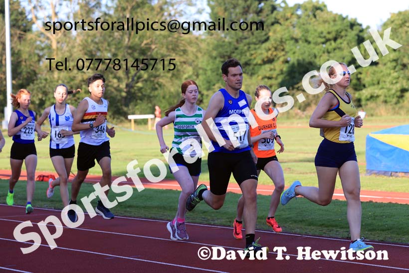 3000 metres, 2024 NEGP 6, Monkton Stadium,  Wednesday, August 14th.  Photo: David T. Hewitson/Sports for All Pics